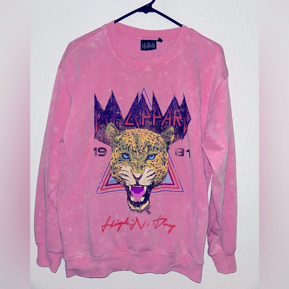 Def Leppard Pink Sweatshirt
